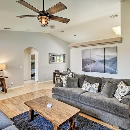 Elegant Lake Havasu Getaway With Pool - 3 Mi To Lake Lake Havasu City Dış mekan fotoğraf