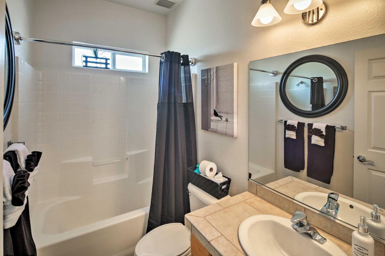 Elegant Lake Havasu Getaway With Pool - 3 Mi To Lake Lake Havasu City Dış mekan fotoğraf